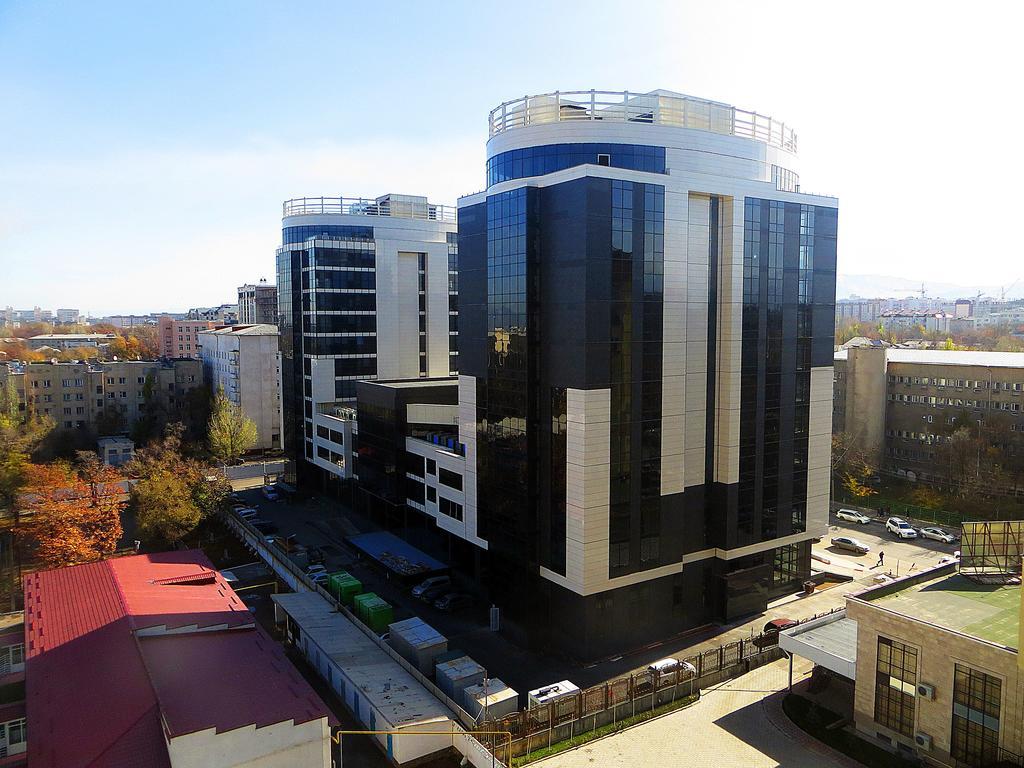 Bishkek Flatlux Apartments Esterno foto